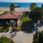 Nova Park Resort Side