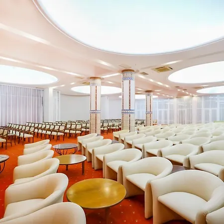 Nova Park Ośrodek wypoczynkowy 5*
