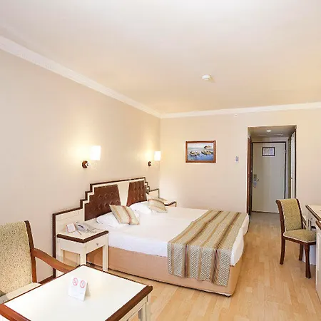 Resort Nova Park 5*