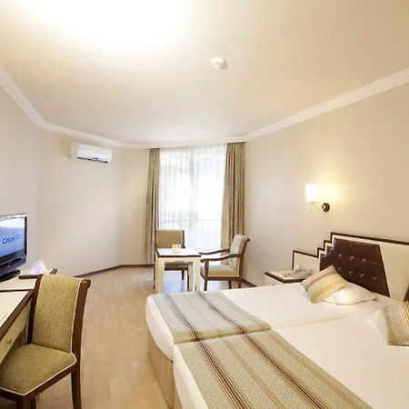 Nova Park Resort Side