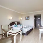 Resort Nova Park 5*